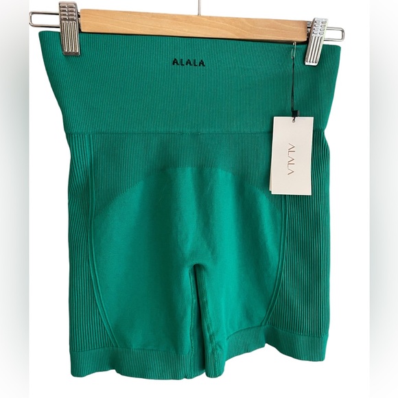 ALALA Barre Shorts in Emerald NWT - Picture 2 of 8